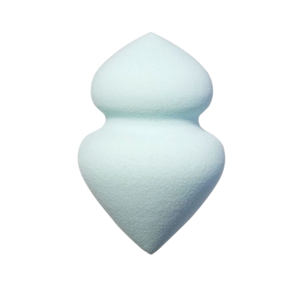 ELF On Point Concealing Sponge for liquids or creams NEW